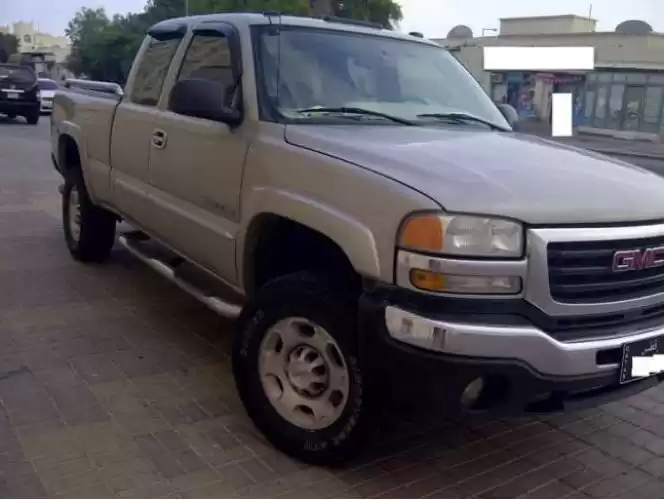 مستعملة GMC Pickup للبيع في الدوحة #6186 - 1  صورة 